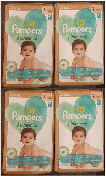 4 paquets de Couches Pampers harmonie taille 3