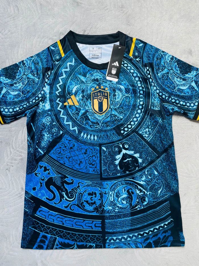 Maillot concept foot Italie bleu motif taille S