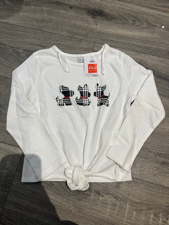 T-shirt neuf avec étiquette