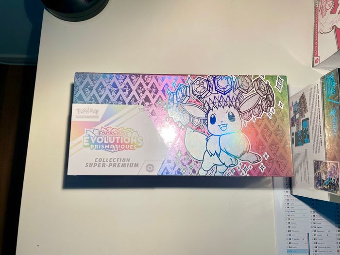 Coffret Pokémon Évolutions Prismatiques EV8.5 – Neuf, Scellé 🌈