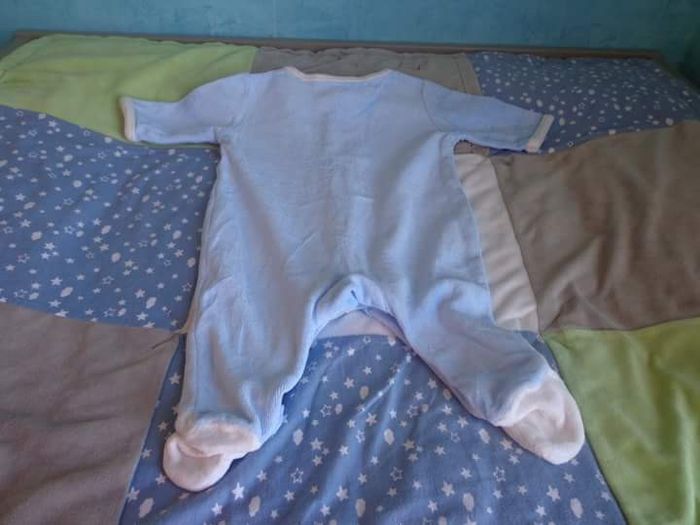 Pyjama Disney Mickey 3 mois - photo numéro 3