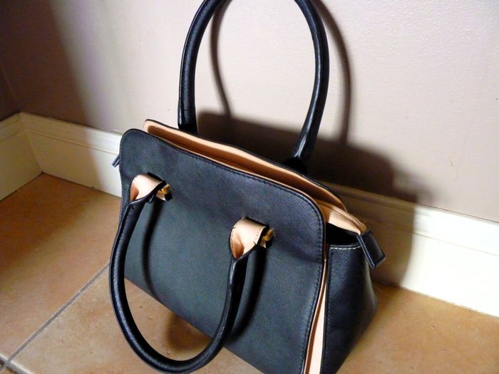 Sac à main Femme accessoire mode noir beige + bandoulière neuf