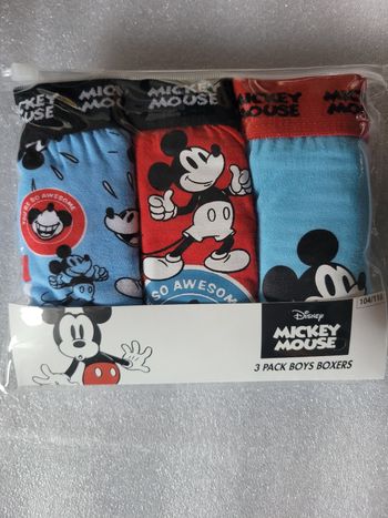 Lot de 3 boxer Mickey taille 104/110