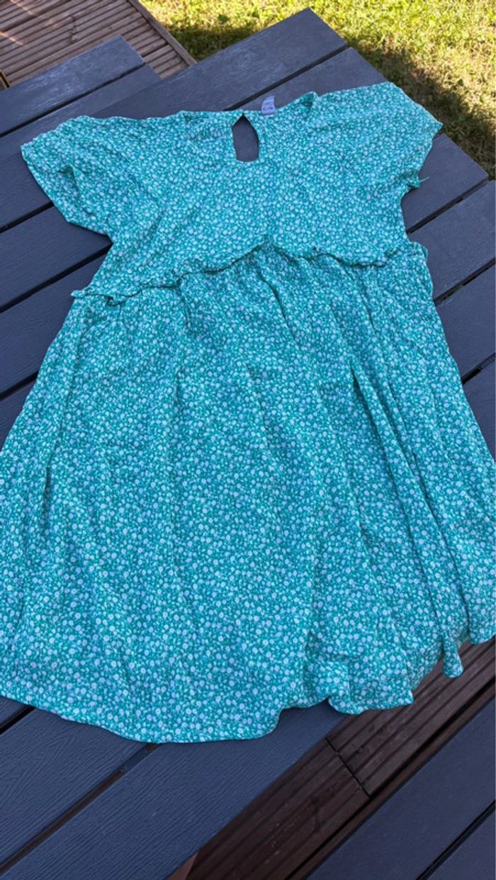 Robe fleurie verte et blanche Kiabi fille taille 12 ans