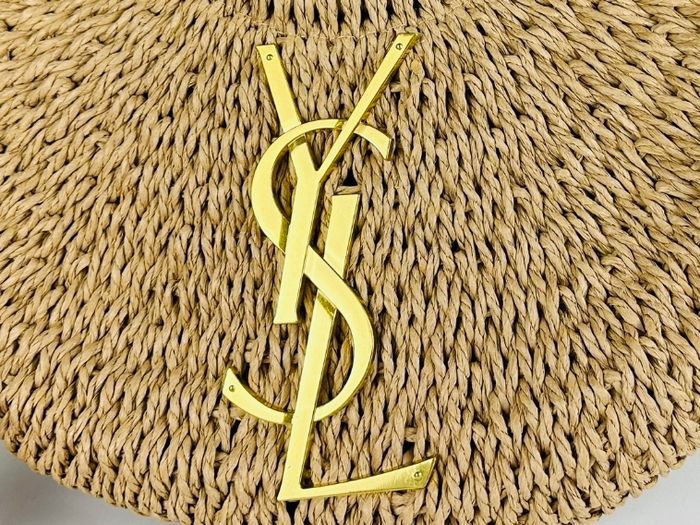 Yves  Saint  Laurent  60131 - photo numéro 4