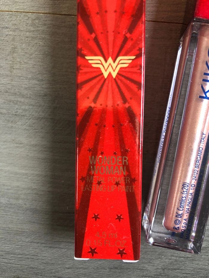 Kiko wonder woman metal lipstick - photo numéro 2