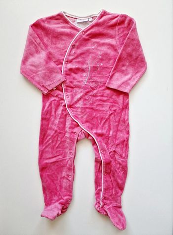 Noukie's - Grenouillère / pyjama une pièce / dors bien en velours (18 mois)