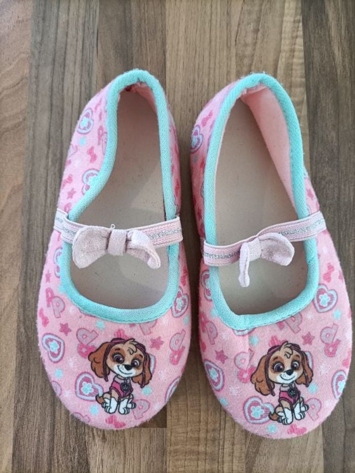 Chaussons roses pat patrouille 31