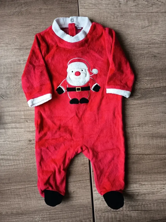 Lot pyjama hiver noël 3 mois - photo numéro 4