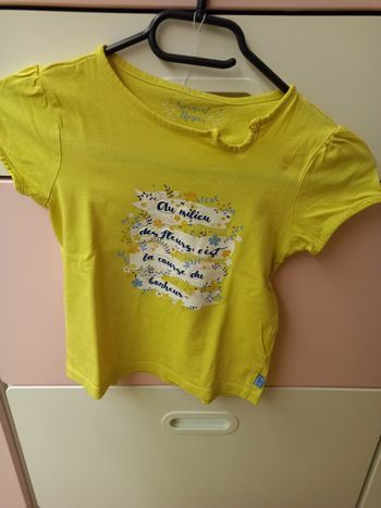 Au milieu des fleurs