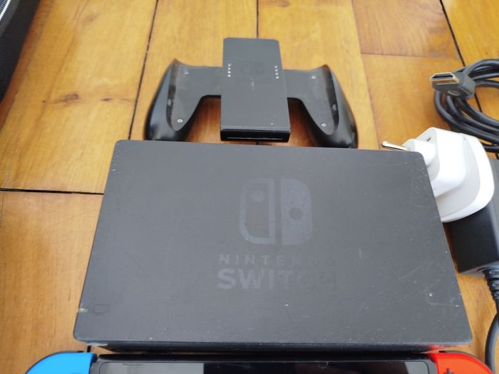 Console Nintendo Switch - photo numéro 7