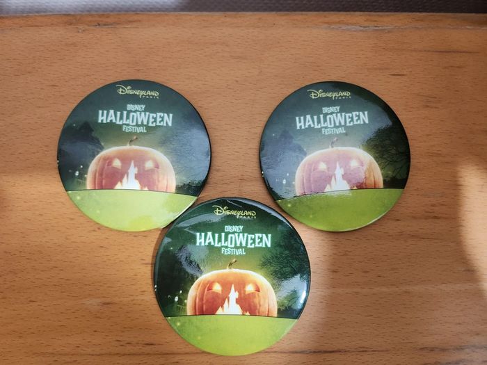 Badges Halloween 🎃 DisneyLand Paris