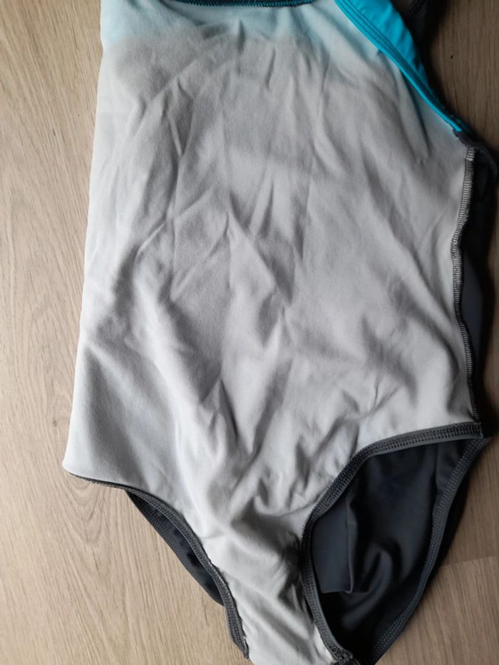 Maillot de bain une pièce - photo numéro 4