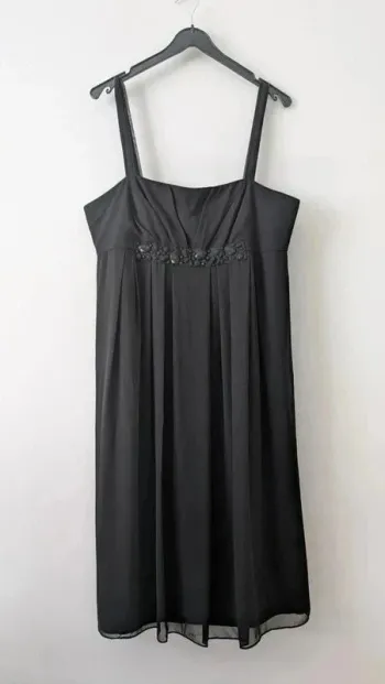 Robe chic noire en soie - 123 - taille 44