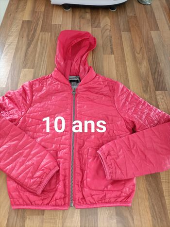 Doudoune rose légère avec capuche 10 ans IKKS