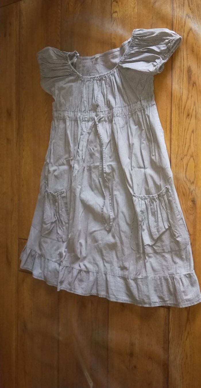 Robe légère à rayures