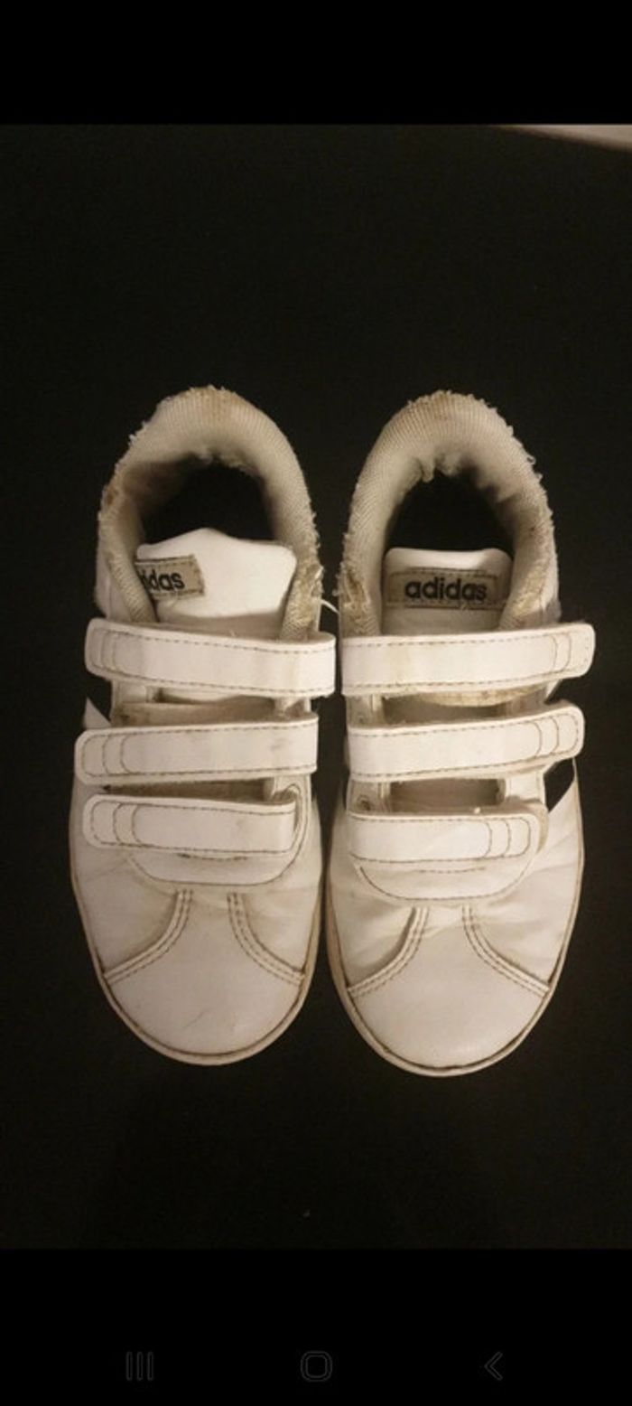 Basket adidas taille 30 - photo numéro 2