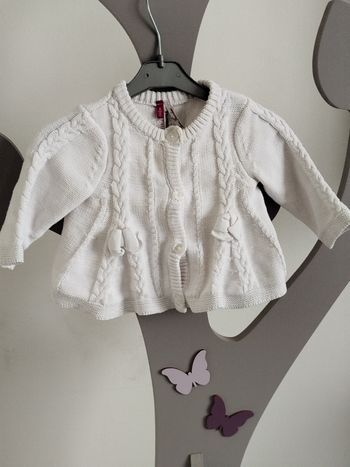 Magnifique gilet blanc Orchestra taille 3 mois 