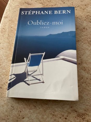 Roman livre, oublie-moi. Stephane Bern