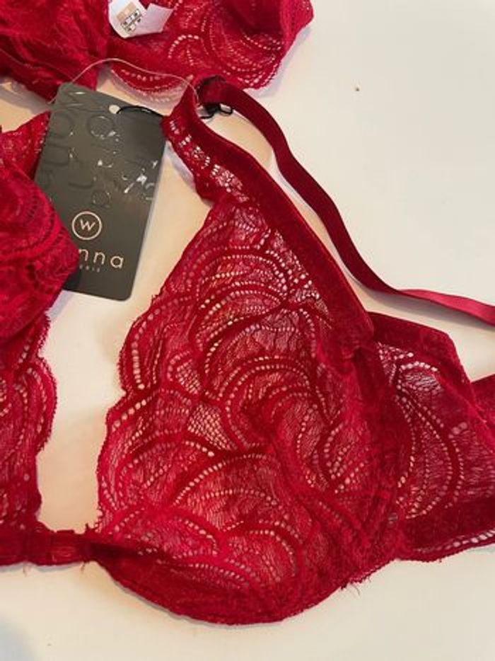 Ensemble en dentelle rouge 75B/M - photo numéro 4