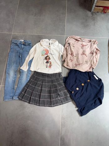 Lot de vêtements en 6 ans