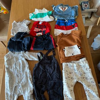 Lot vêtements 6 mois bébé