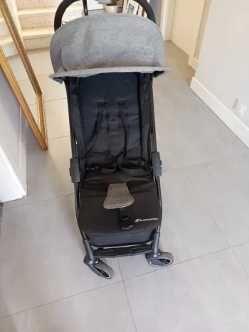 Poussette pour enfant