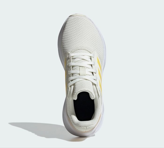 Chaussures adidas Neuf - photo numéro 3