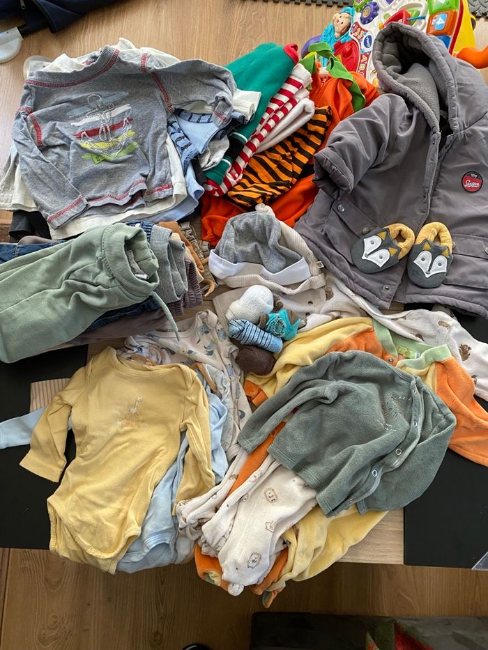 Lot de vêtements garçon 6 mois - photo numéro 1