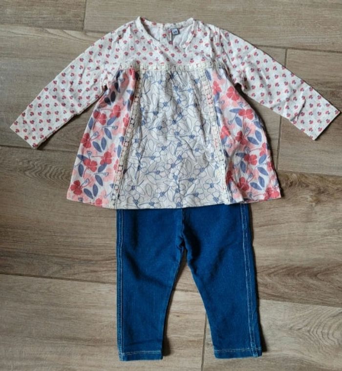 Ensemble t-shirt manches longues et legging taille  12 mois
