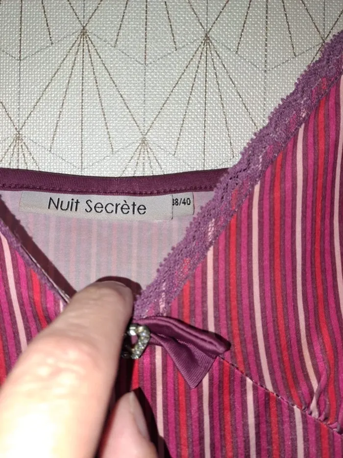 Magnifique nuisette fluide extensible nuit secrète 38/40 multicolore tbe - photo numéro 4