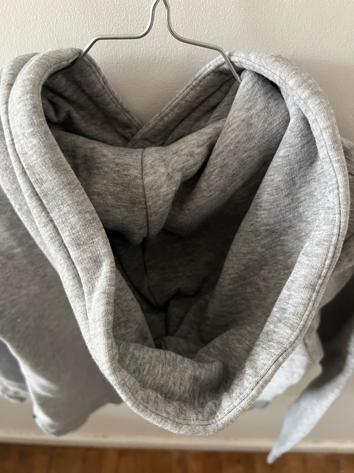 Sweat à capuche gris - photo numéro 7