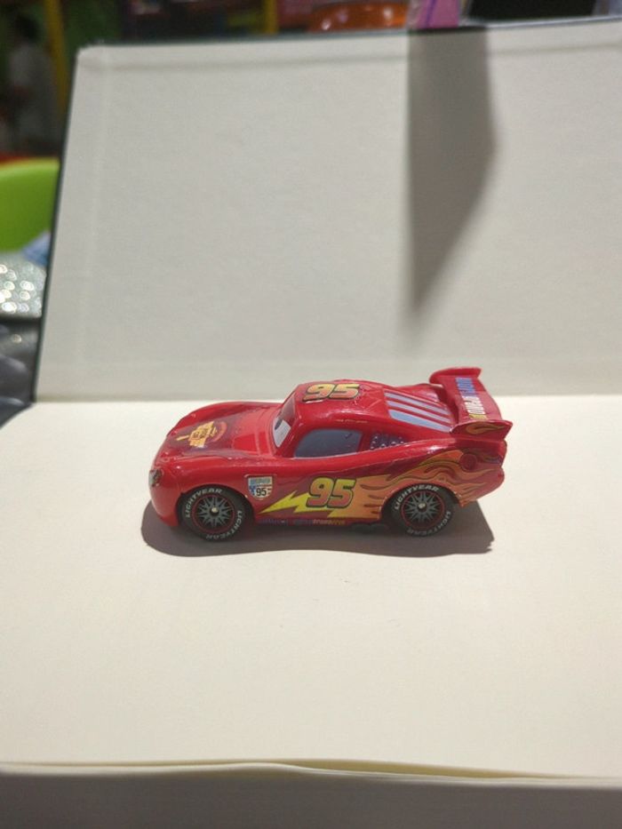 voiture Disney cars - photo numéro 2