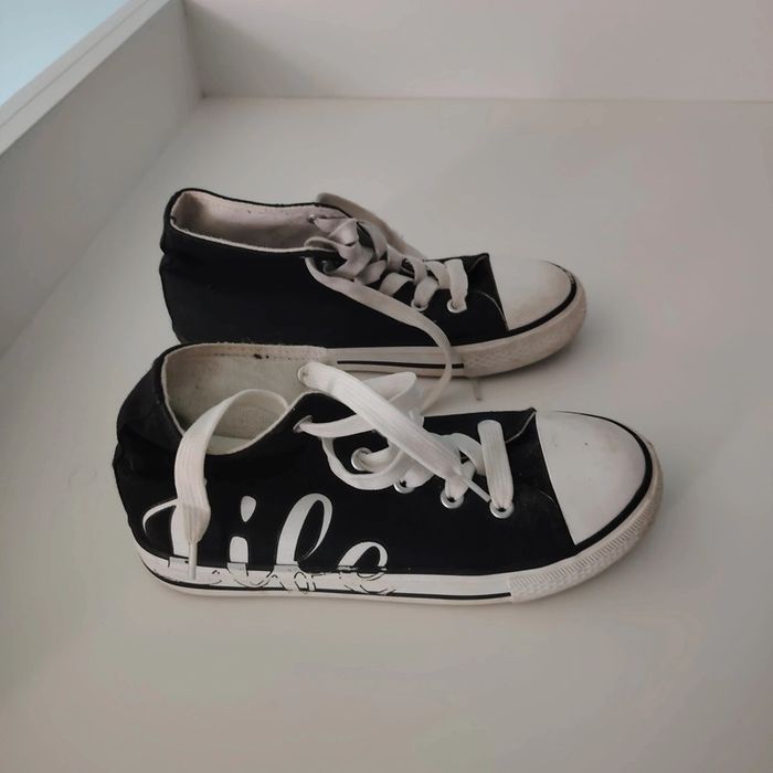 Baskets noires en toile montante taille 34 - photo numéro 2