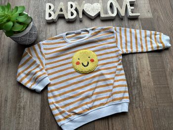 - Pull Hema  - 18 mois - bon état  