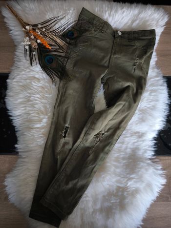 💚 Superbe jean skinny kaki Primark taille 8 ans 💚