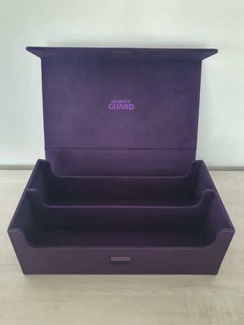 Ultimate Guard Arkhive 800+ Xenoskin Violet 