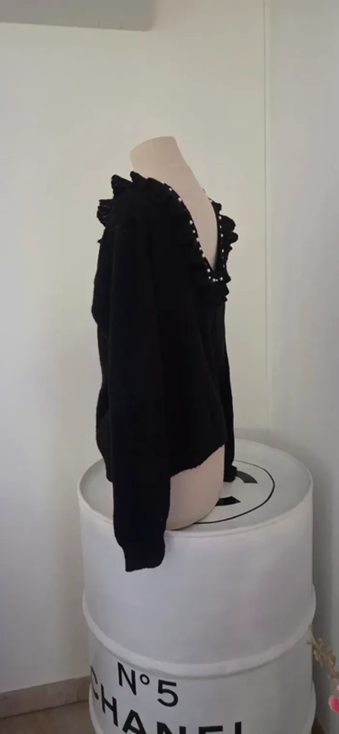 Pull Misskoo noir et perles - photo numéro 2