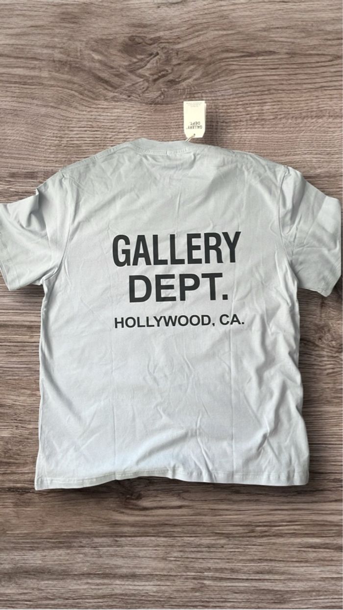 tshirt Gallery Dept - photo numéro 2