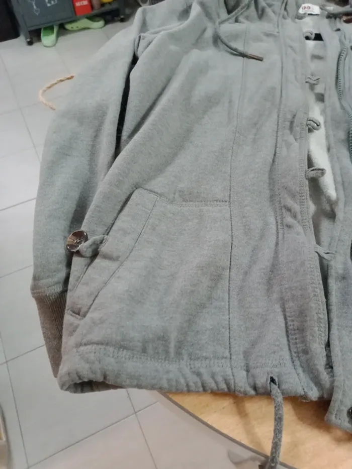 Veste grise - photo numéro 18