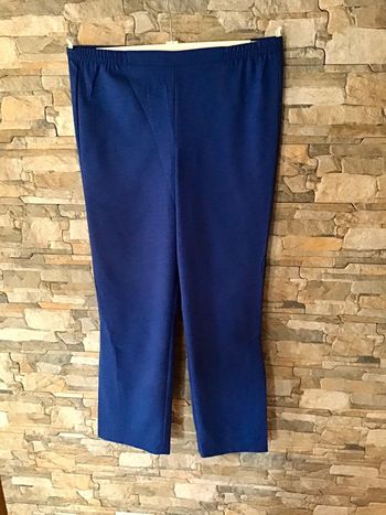Jolie pantalon fluide taille 38 bleu roi marqie Godske