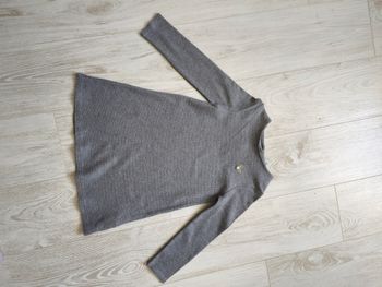Robe grise 6 A
