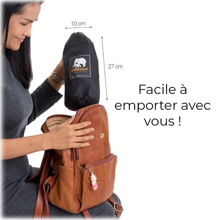 Air traveller Deryan lit