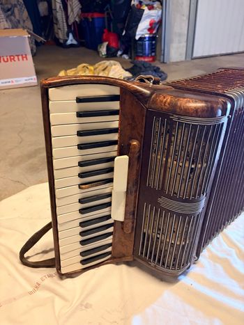 Accordéon scandalli  vintage 