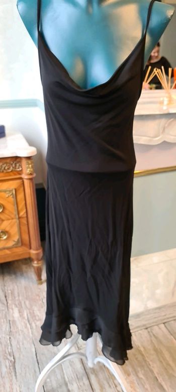 Magnifique robe noire de soirée dentelle bretelle merci taille s