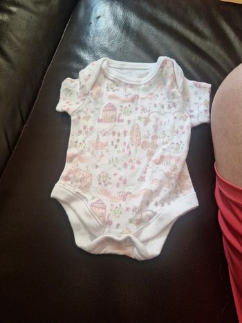 Neuf sans étiquette