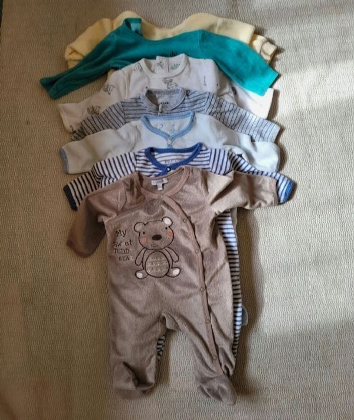 Lot de 7 pyjama 3 mois - photo numéro 2