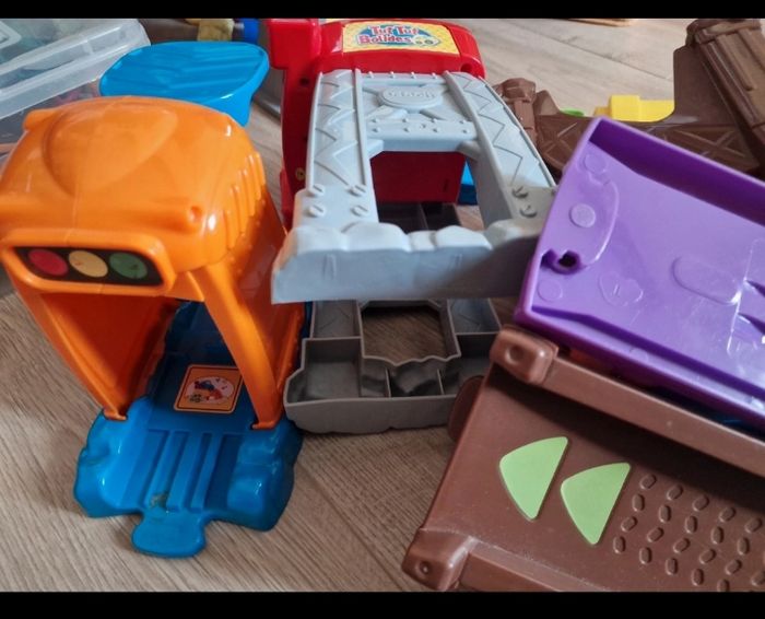 Lot de circuit et garage Vtech - photo numéro 5