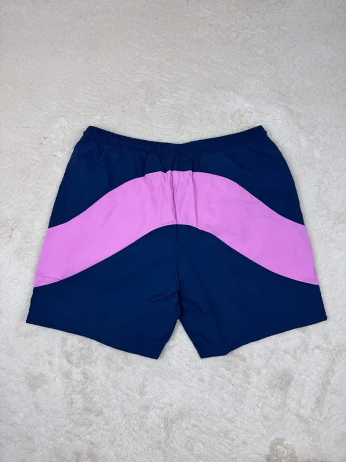 Short Oakley à empiècement bleu marine et rose Neuf Taille M - photo numéro 4