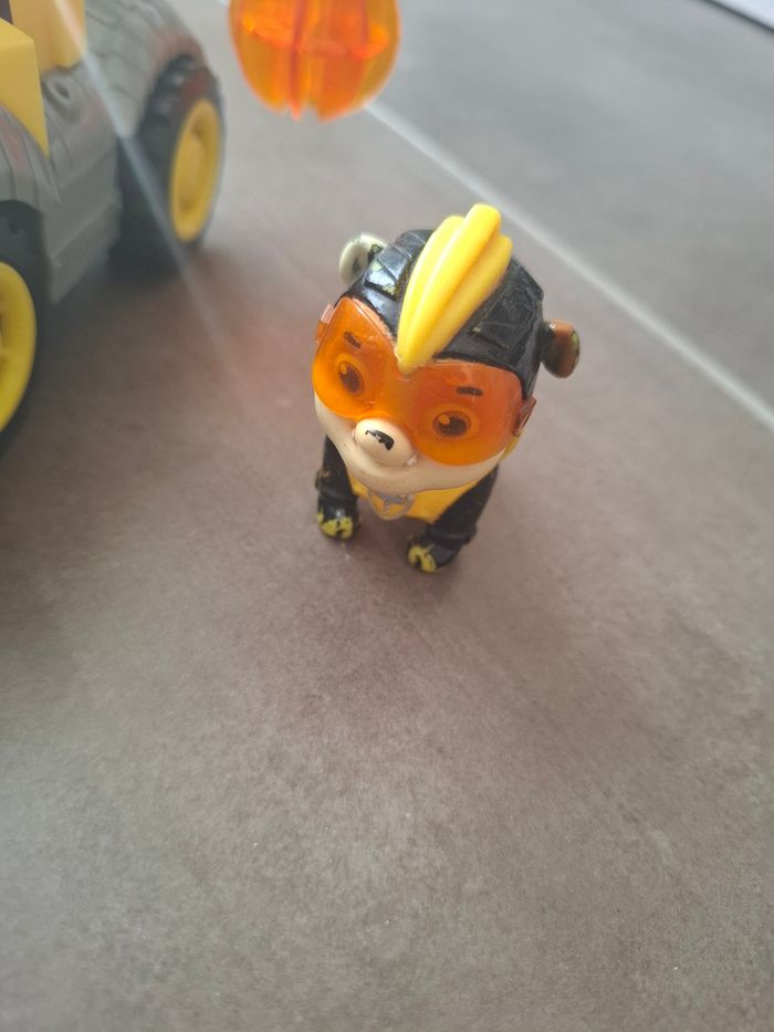 Ruben et son véhicule - photo numéro 3